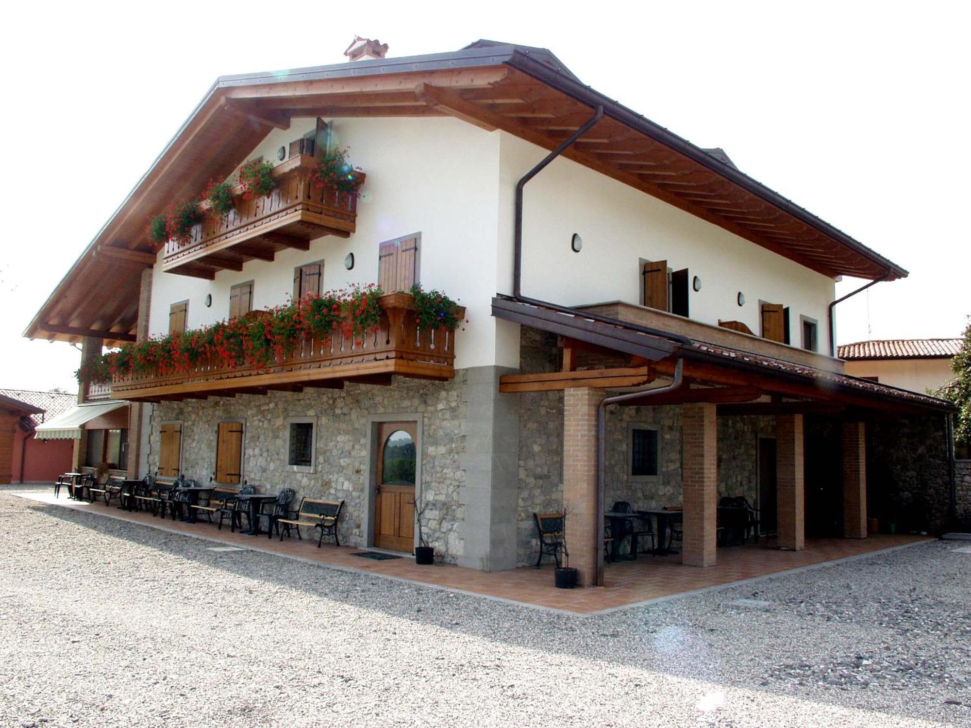 Wine Resort Faedis Kültér fotó